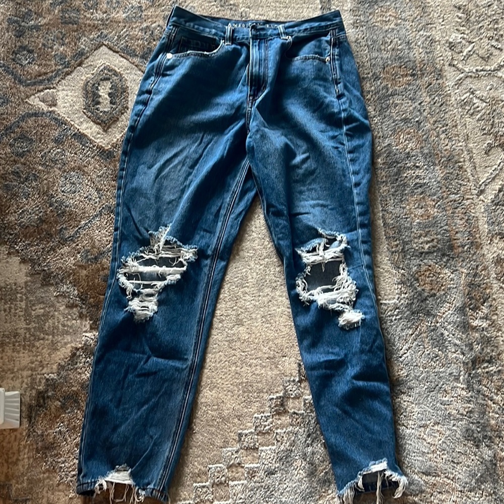 American Eagle Distressed Jeans